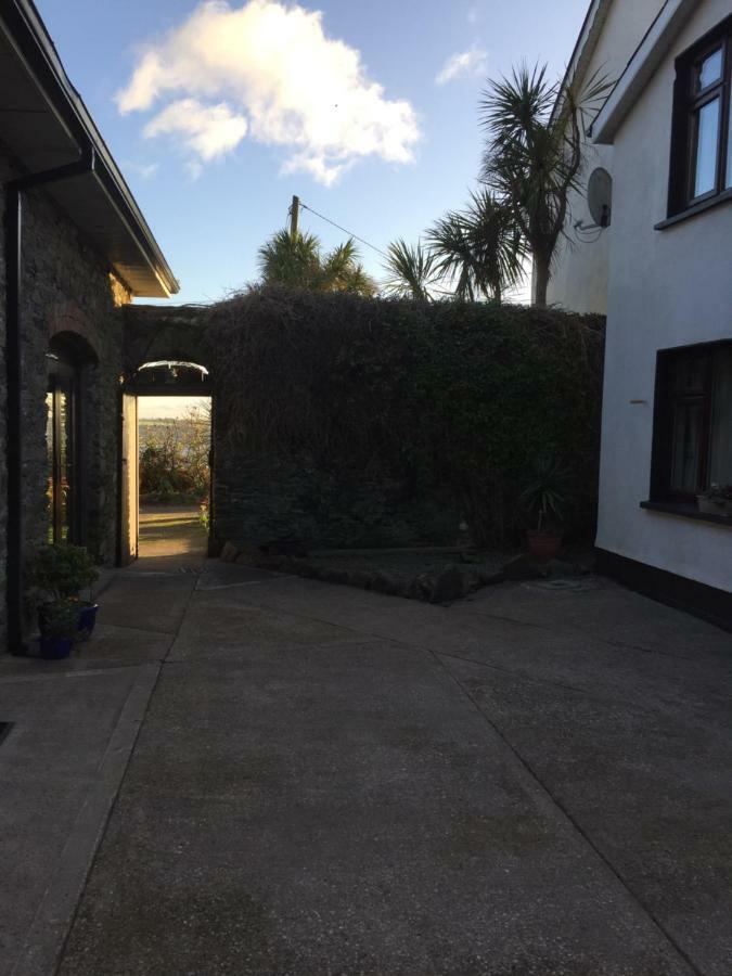Redington House Selfcatering Accommodation โคฟ ภายนอก รูปภาพ